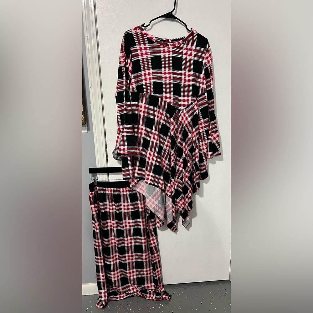 Plaid Asymmetrical Skirt Set - Red and Black